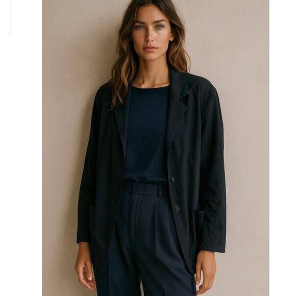 MaxMara Navy Blue Lightweight Classic Effortless Chic Blazer Size Medium - Picture 1 of 7